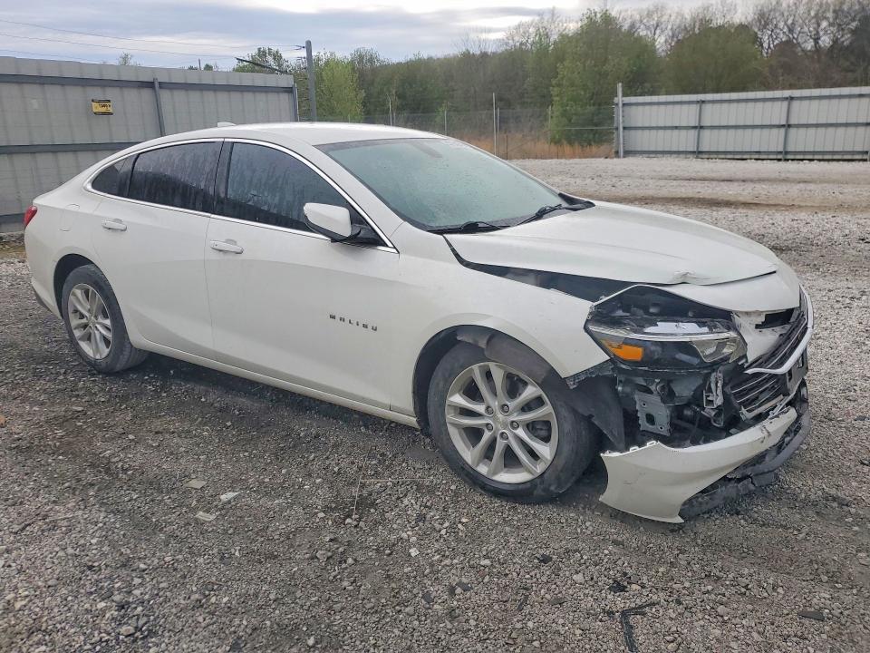 2017 CHEVROLET MALIBU LT — Фото 4 из 12