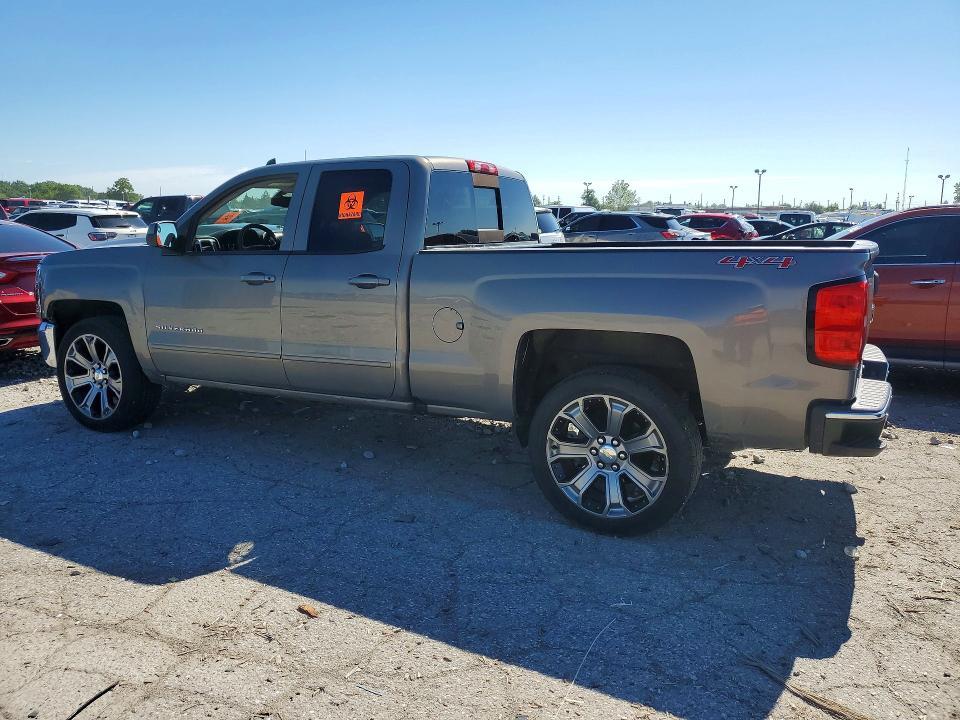 2017 CHEVROLET SILVERADO K1500 LT — Фото 2 из 12