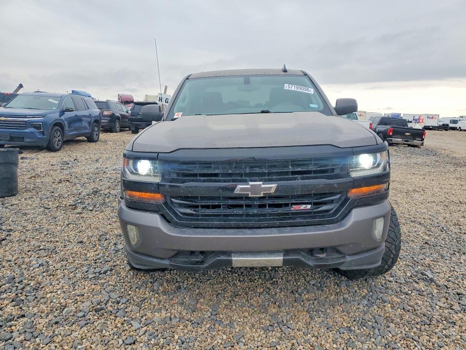 3GCUKREC3HG373480 2017 CHEVROLET SILVERADO photo no. 5