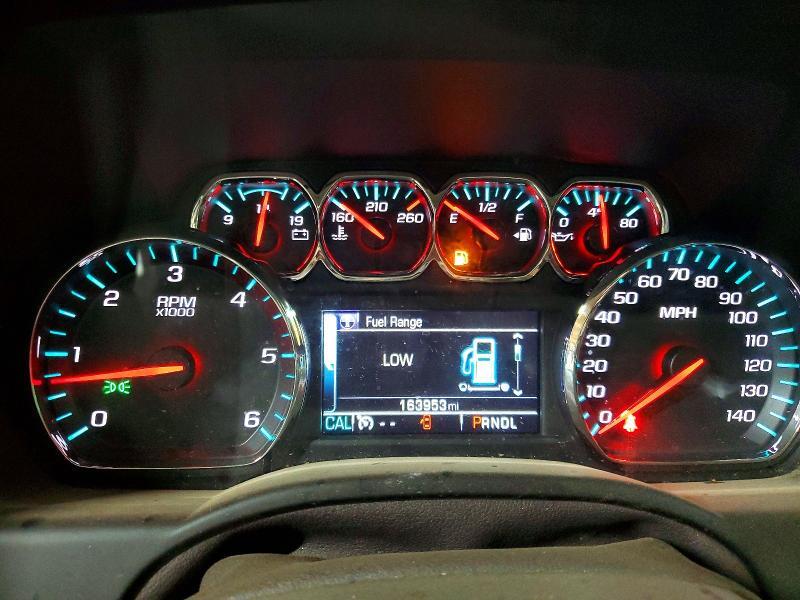 2017 CHEVROLET SUBURBAN K1500 PREMIER — Фото 9 из 13