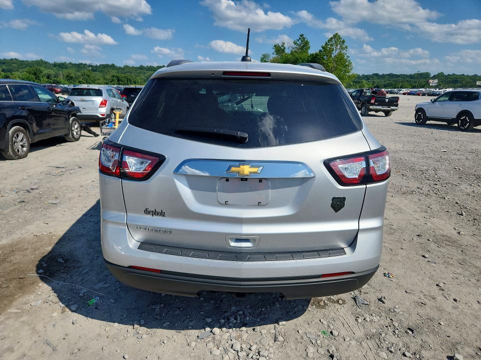 2017 CHEVROLET TRAVERSE LS — Фото 6 из 13