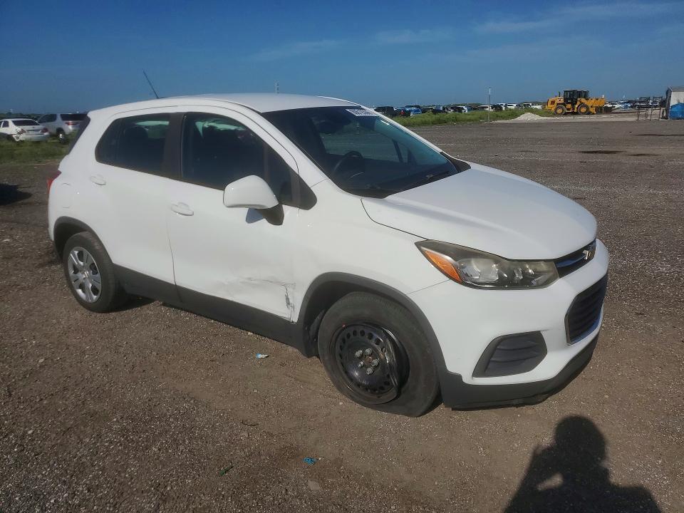 3GNCJKSB0HL257461 2017 CHEVROLET TRAX photo no. 4