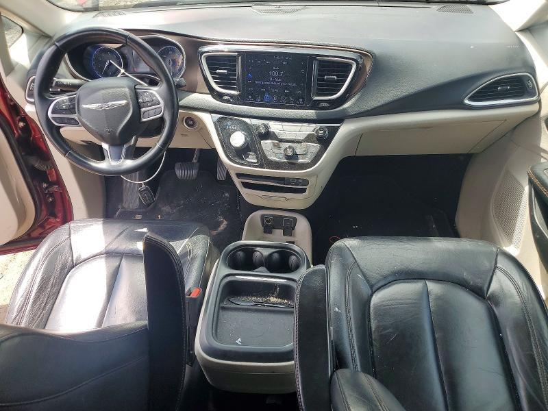 2017 CHRYSLER PACIFICA TOURING L — Фото 8 из 13