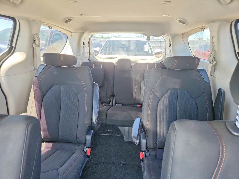 2C4RC1DG7HR520497 2017 CHRYSLER PACIFICA photo no. 10