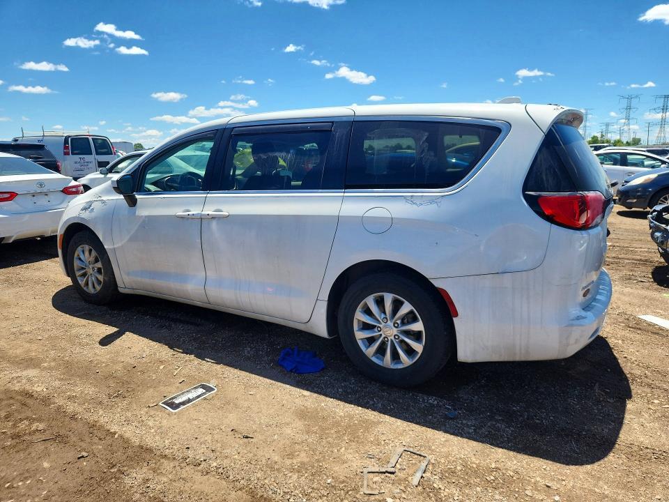2C4RC1DG7HR520497 2017 CHRYSLER PACIFICA photo no. 2