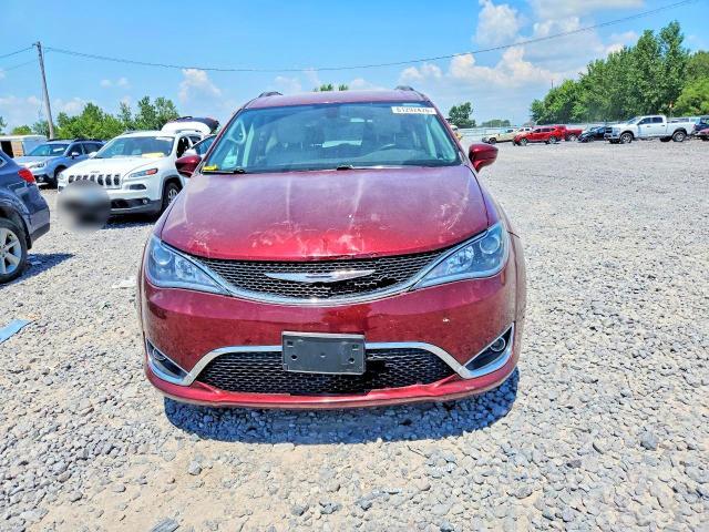 2017 CHRYSLER PACIFICA TOURING L — Фото 5 из 13