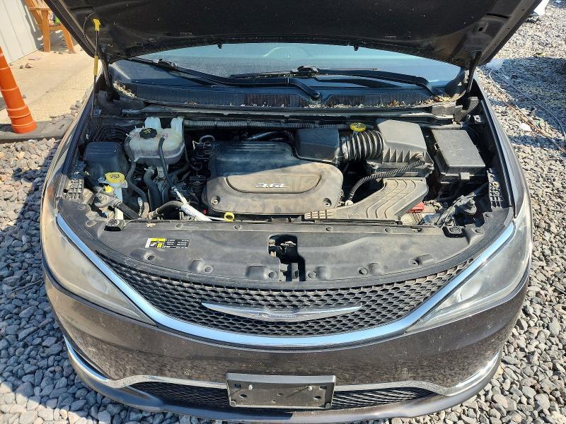2017 CHRYSLER PACIFICA TOURING L — Фото 12 из 13