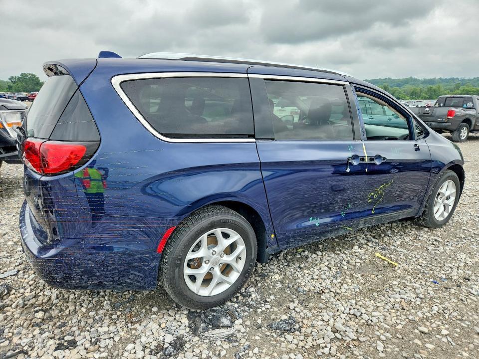 2C4RC1EG2HR538761 2017 CHRYSLER PACIFICA photo no. 3