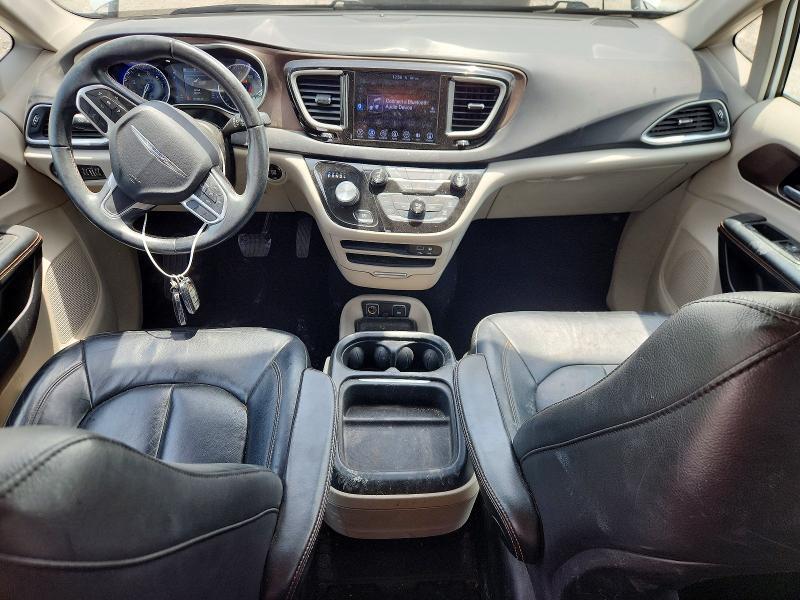 2017 CHRYSLER PACIFICA TOURING L — Фото 8 из 13