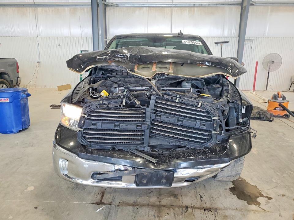 2018 RAM 1500 SLT — Фото 5 из 12