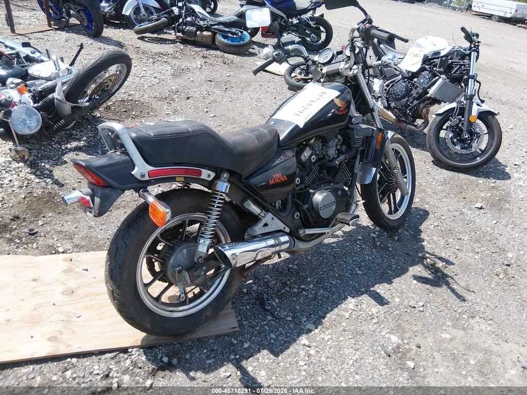 JH2PC1307EM009180 1984 HONDA VF500 photo no. 4