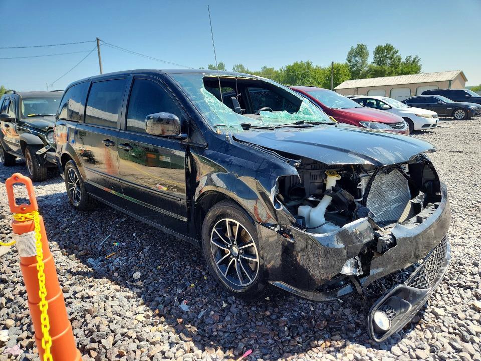 2C4RDGEG1HR782840 2017 DODGE GRAND CARAVAN photo no. 4