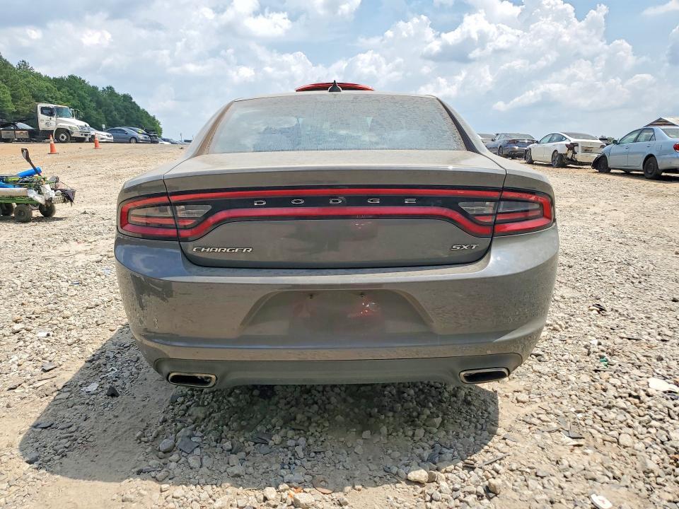 2017 DODGE CHARGER SXT — Фото 6 из 13