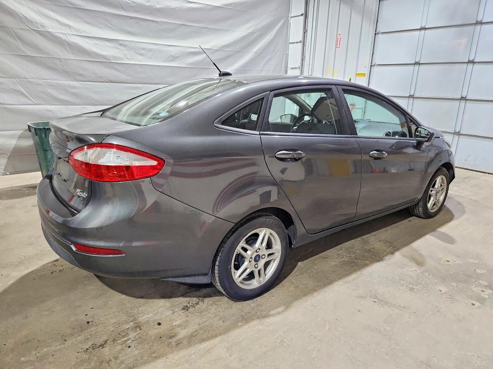 2017 FORD FIESTA SE — Фото 3 из 12
