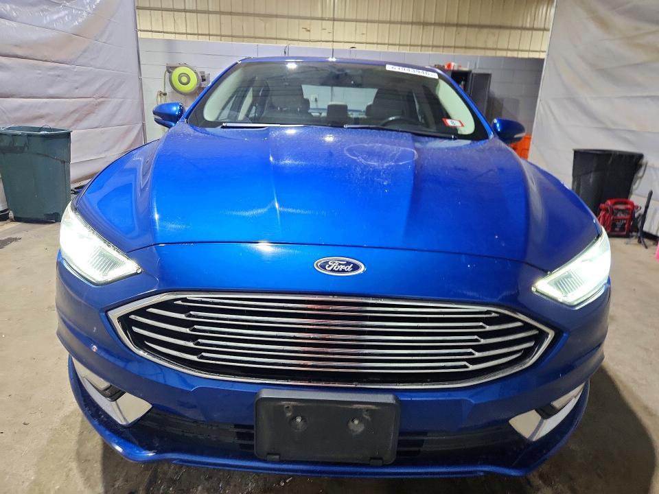 2017 FORD FUSION TITANIUM HEV — Фото 5 из 12