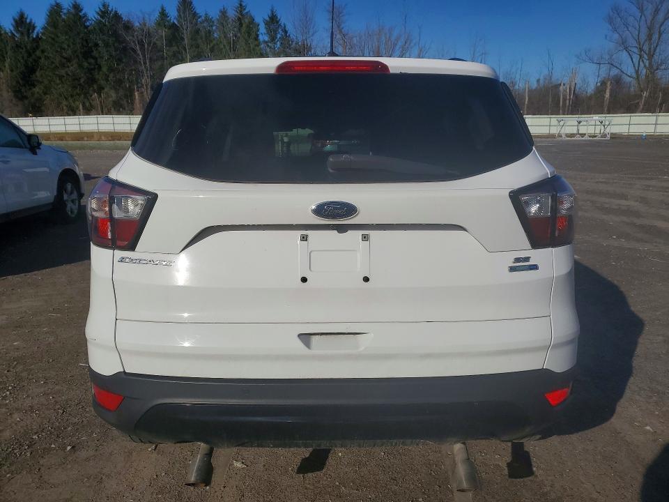 2017 FORD ESCAPE SE — Фото 6 из 13