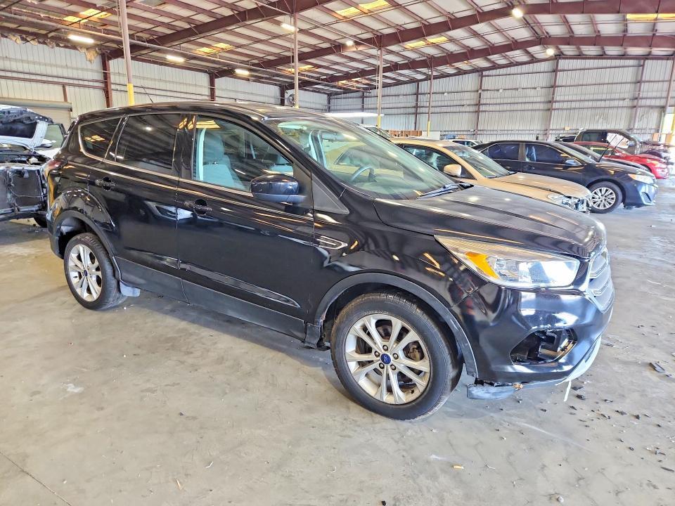 2017 FORD ESCAPE SE — Фото 4 из 13