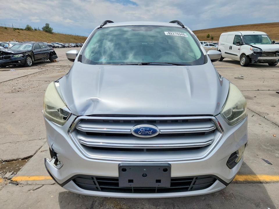 2017 FORD ESCAPE SE — Фото 5 из 13