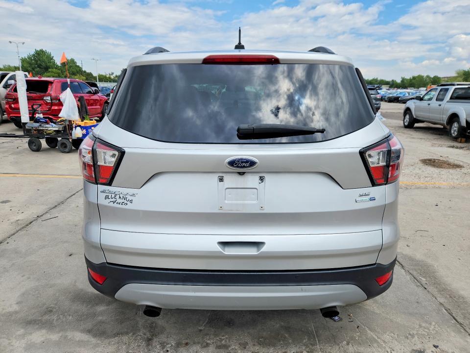 2017 FORD ESCAPE SE — Фото 6 из 13