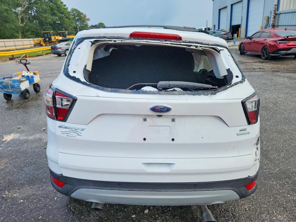 1FMCU0GD0HUB26479 2017 FORD ESCAPE photo no. 6