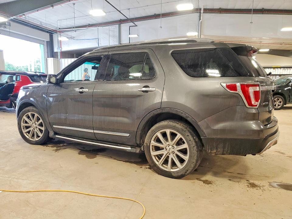 1FM5K8F88HGC68403 2017 FORD EXPLORER photo no. 2