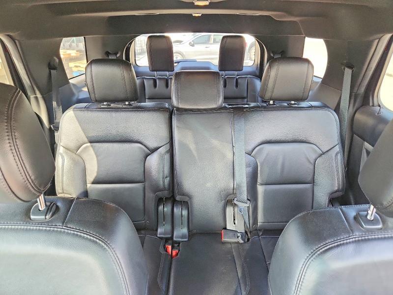 1FM5K8D82HGA75571 2017 FORD EXPLORER photo no. 10
