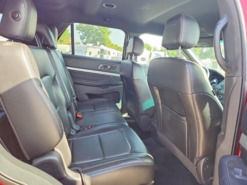 1FM5K8D82HGA75571 2017 FORD EXPLORER photo no. 11