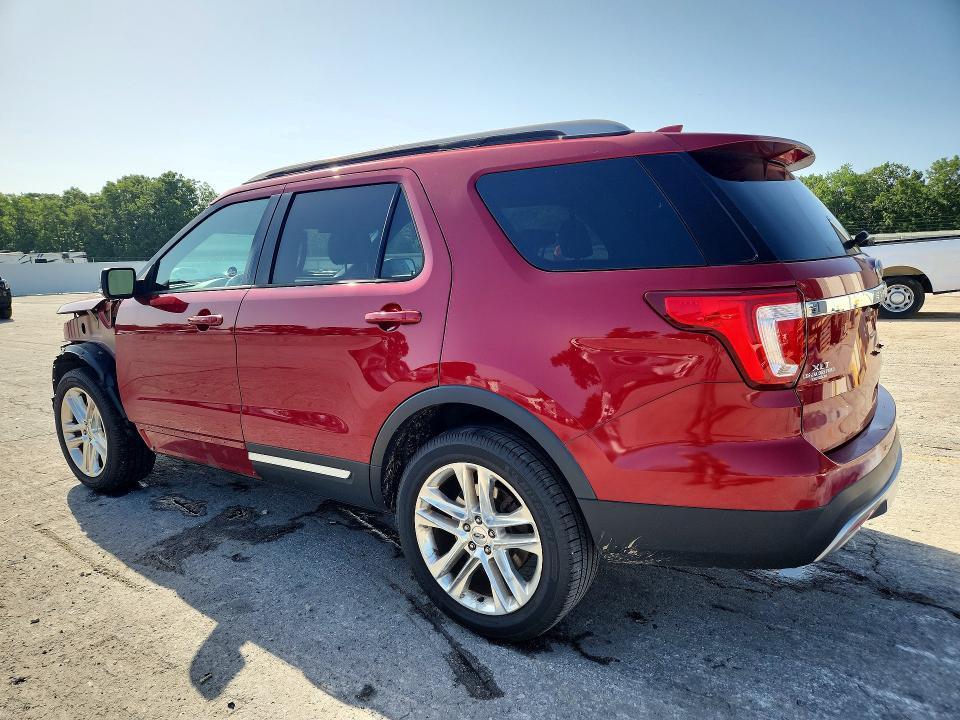 1FM5K8D82HGA75571 2017 FORD EXPLORER photo no. 2