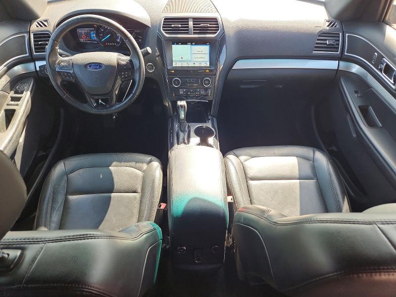 1FM5K8D82HGA75571 2017 FORD EXPLORER photo no. 8
