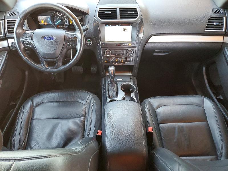 1FM5K7D86HGC75833 2017 FORD EXPLORER photo no. 8