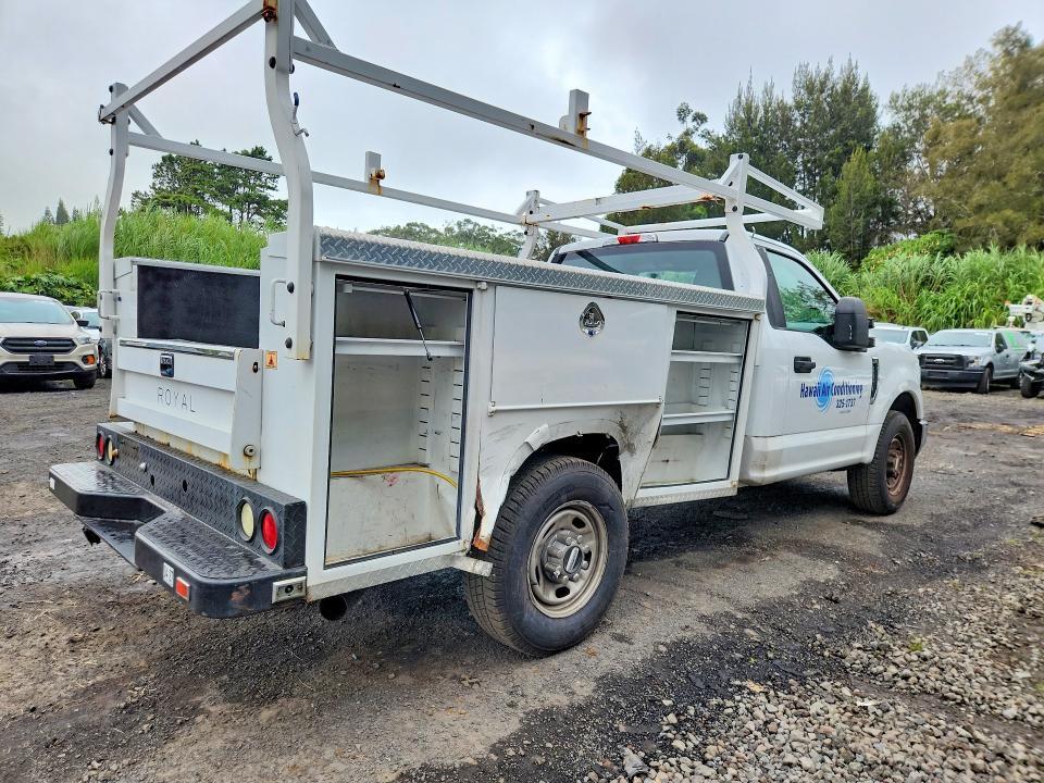 1FDBF2A65HEB70158 2017 FORD F250 photo no. 3