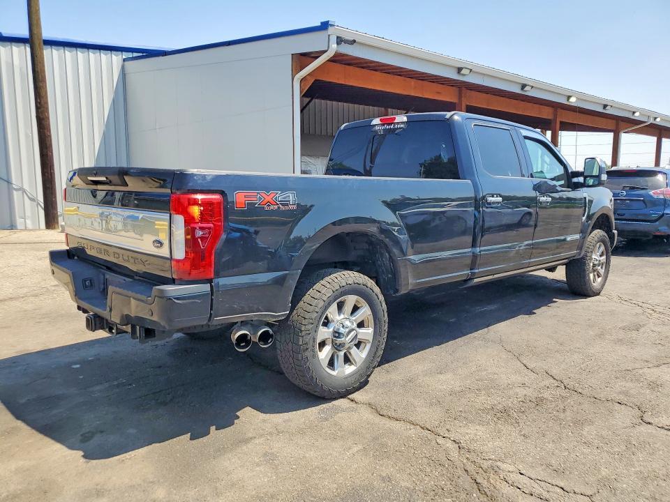 2017 FORD F350 SUPER DUTY — Фото 3 из 12