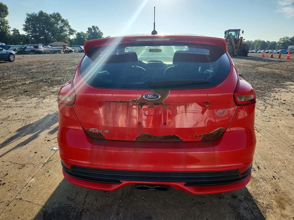 2017 FORD FOCUS ST — Фото 6 из 12