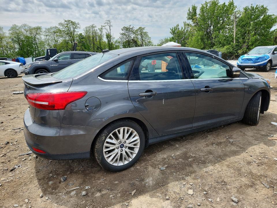 2017 FORD FOCUS TITANIUM — Фото 3 из 12
