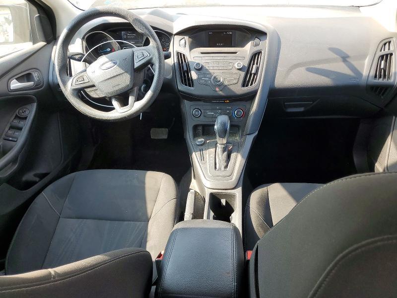 1FADP3F26HL339420 2017 FORD FOCUS photo no. 8