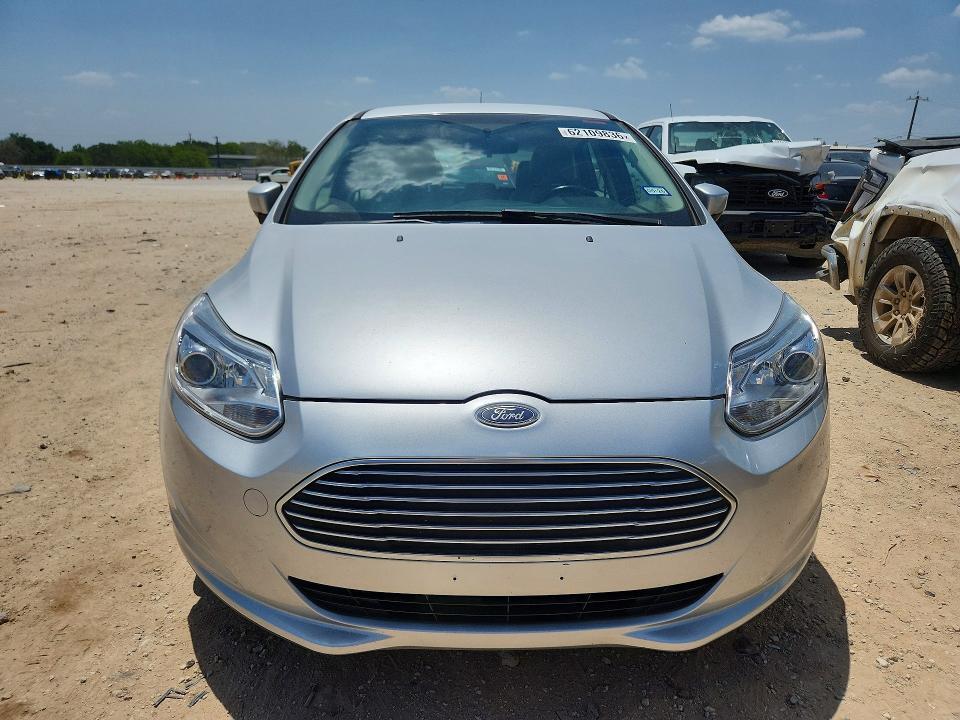 1FADP3R47HL343571 2017 FORD FOCUS photo no. 5