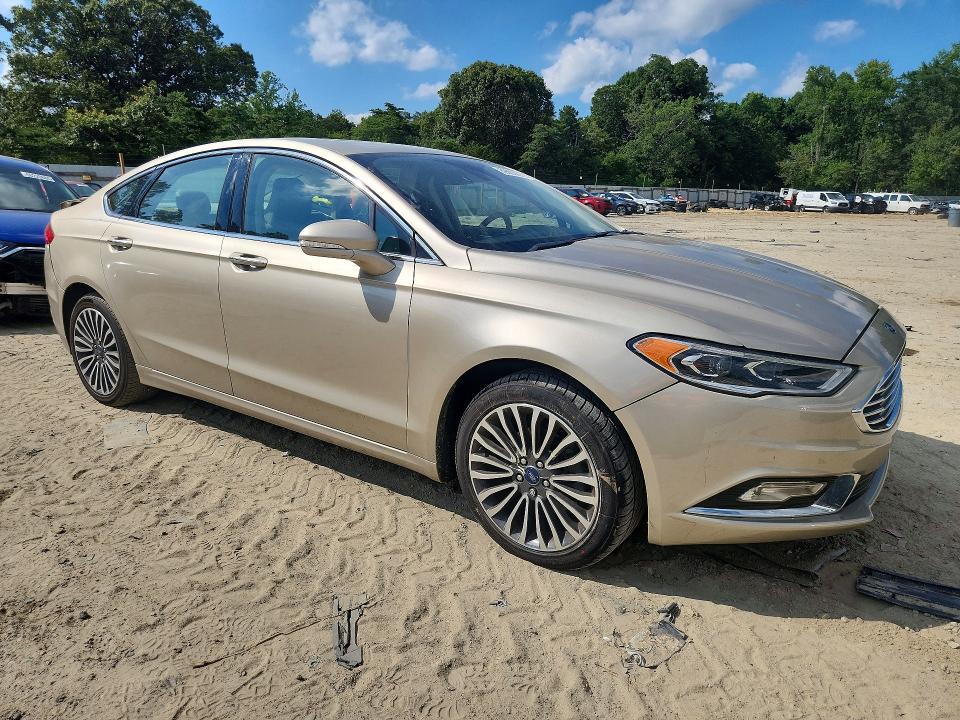 2017 FORD FUSION SE — Фото 4 из 12