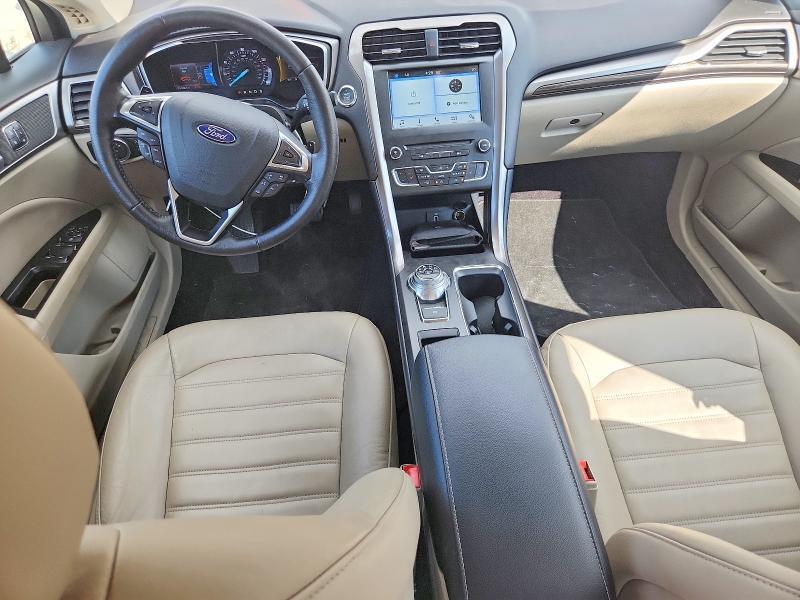 2017 FORD FUSION SE — Фото 8 из 12