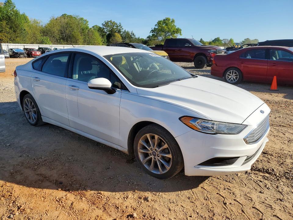 2017 FORD FUSION SE — Фото 4 из 12