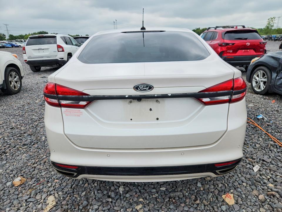 2017 FORD FUSION SE — Фото 6 из 12