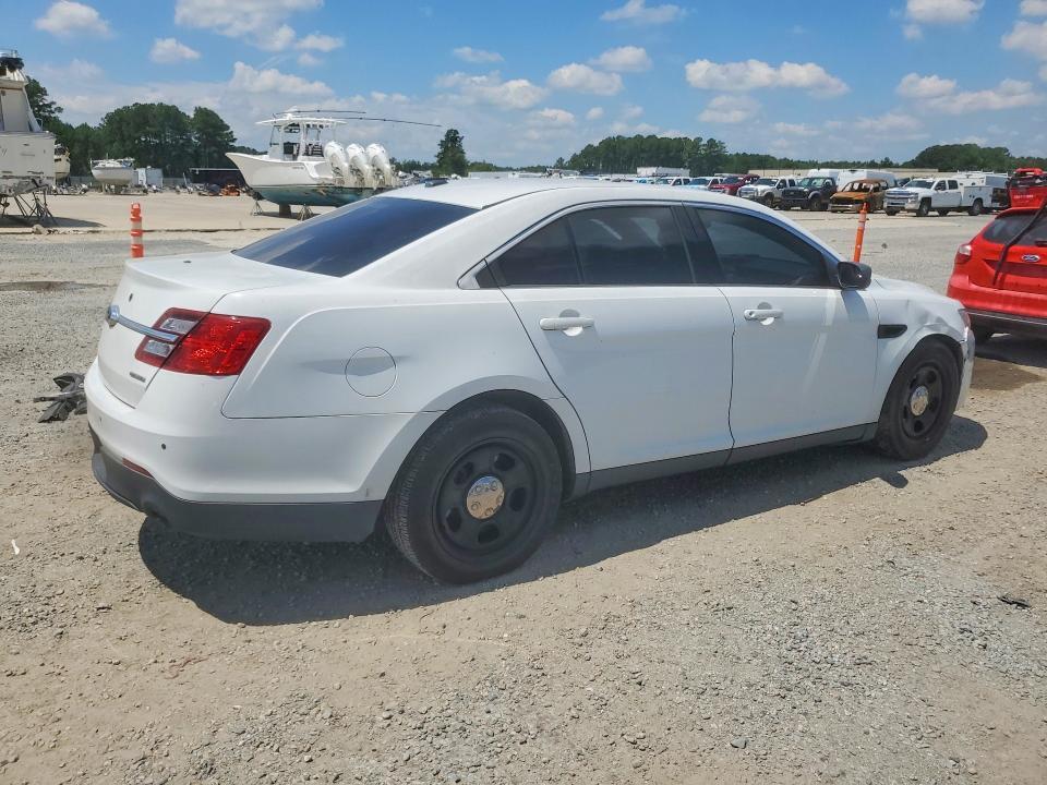 2017 FORD TAURUS POLICE INTERCEPTOR — Фото 3 из 12