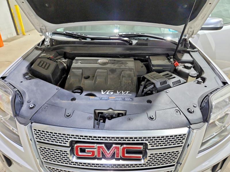 2017 GMC TERRAIN DENALI — Фото 12 из 13