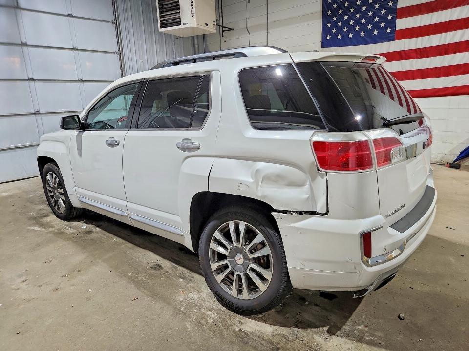 2017 GMC TERRAIN DENALI — Фото 2 из 13