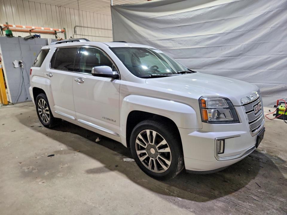 2017 GMC TERRAIN DENALI — Фото 4 из 13