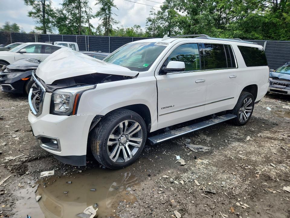 1GKS2HKJ8HR307189 2017 GMC YUKON XL photo no. 1
