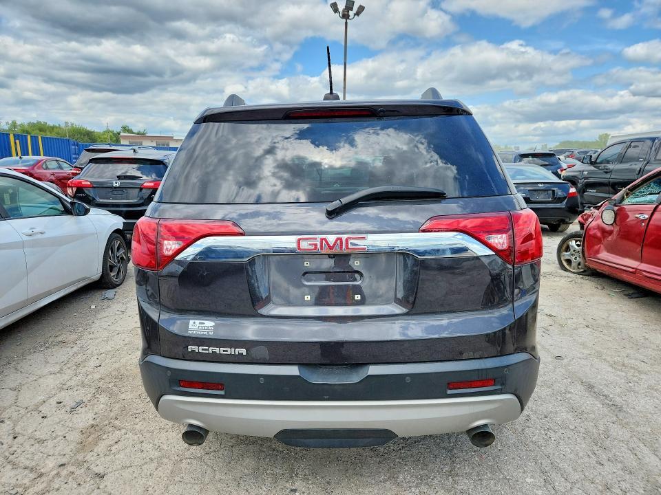 2017 GMC ACADIA SLT-2 — Фото 6 из 13