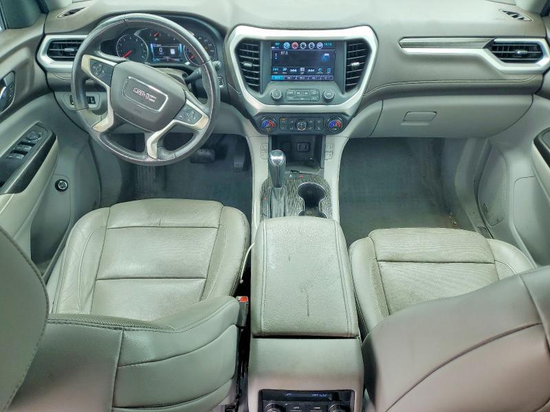 2017 GMC ACADIA SLT-1 — Фото 8 из 13