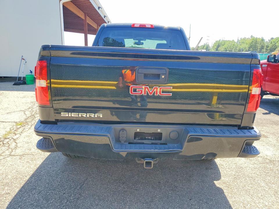 2017 GMC SIERRA K1500 — Фото 6 из 12