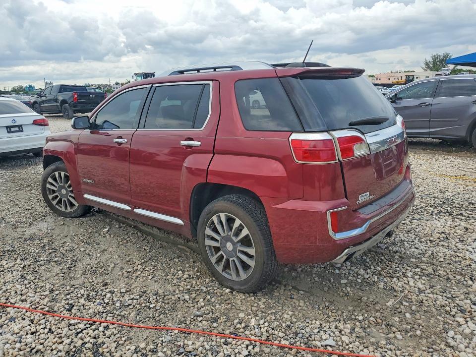 2017 GMC TERRAIN DENALI — Фото 2 из 13