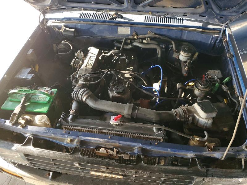 1985 TOYOTA PICKUP SR5 — Фото 11 из 12